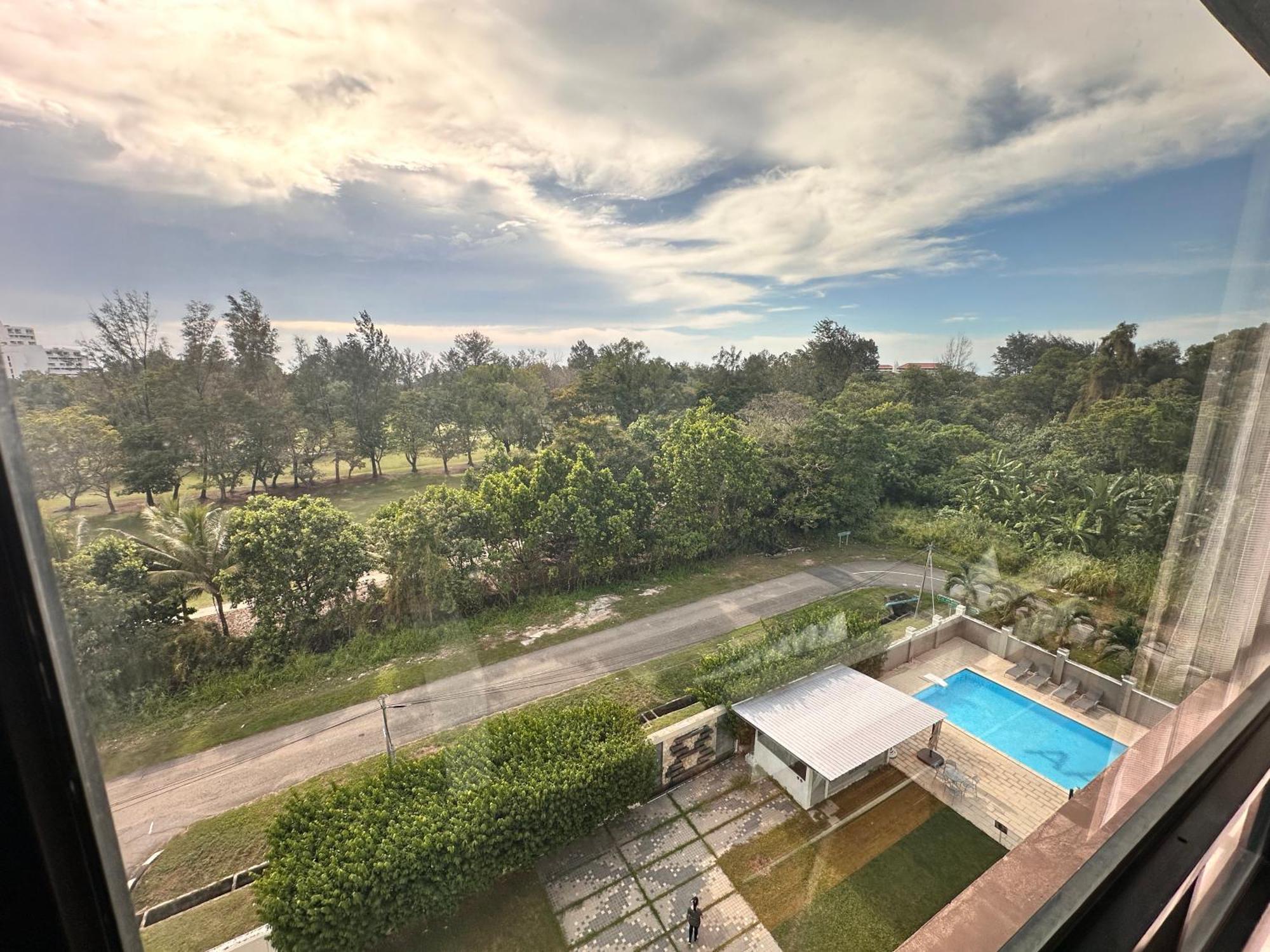 Aa Residen Luxury Condo Homestay 18Mins Walk Tanjung Aru Beach & Golf Course, Not Beach Side Resort Κότα Κιναμπαλού Εξωτερικό φωτογραφία