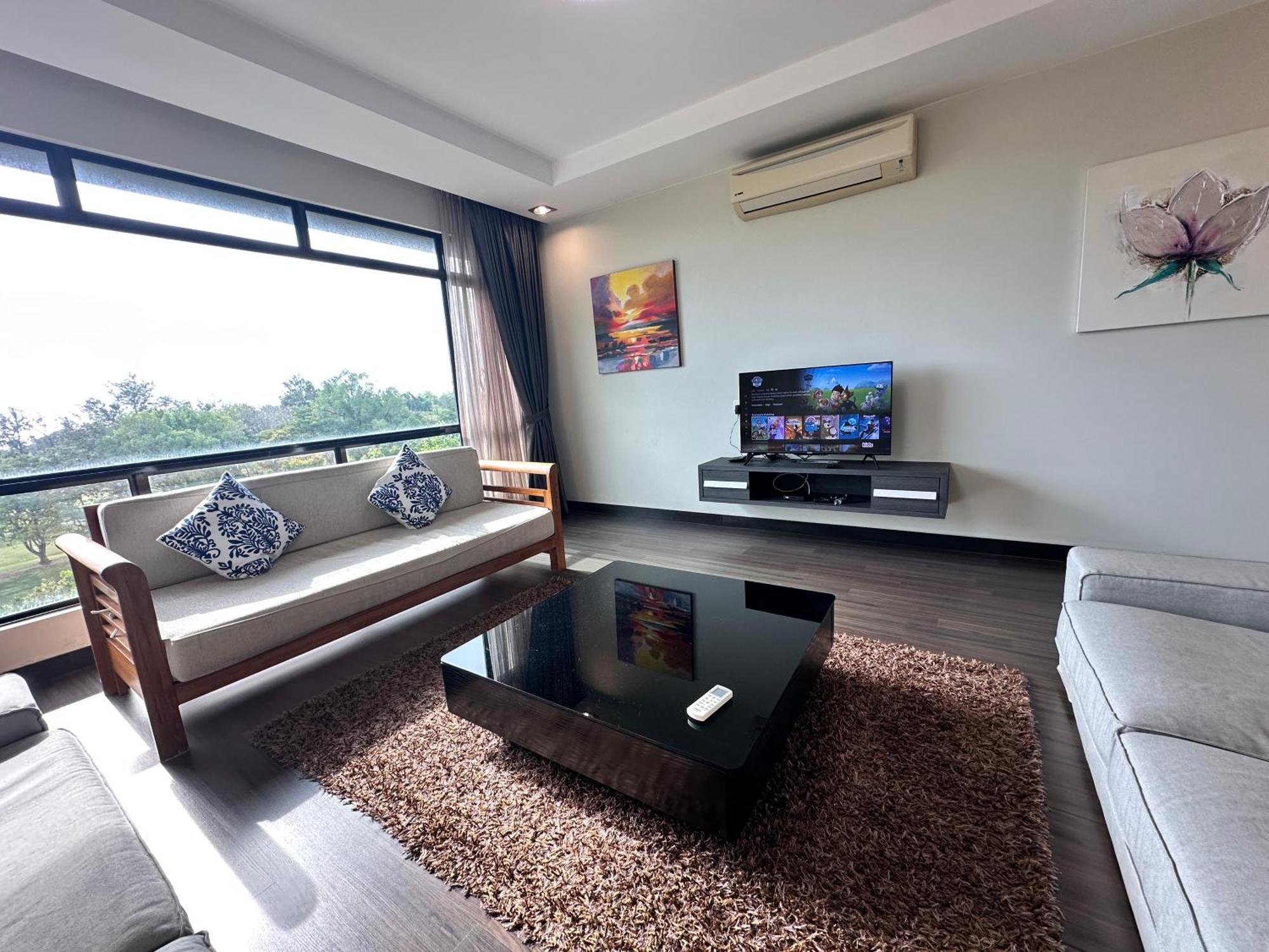 Aa Residen Luxury Condo Homestay 18Mins Walk Tanjung Aru Beach & Golf Course, Not Beach Side Resort Κότα Κιναμπαλού Εξωτερικό φωτογραφία